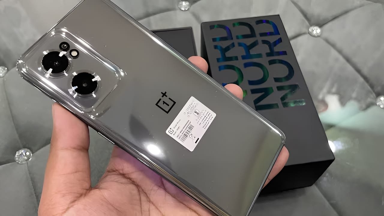 OnePlus Nord 2T 5G Launched: 80W Fast Charging, 200MP Camera & Flagship Performance Under ₹12,999